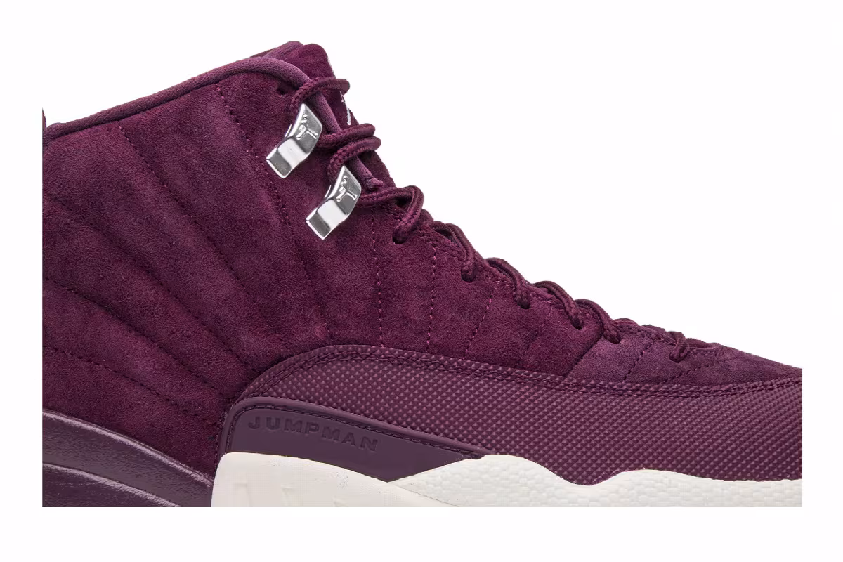 Air Jordan 12 Bordeaux, view 3