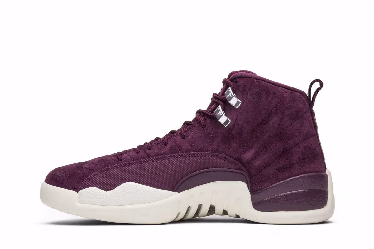Air Jordan 12 Bordeaux, view 4