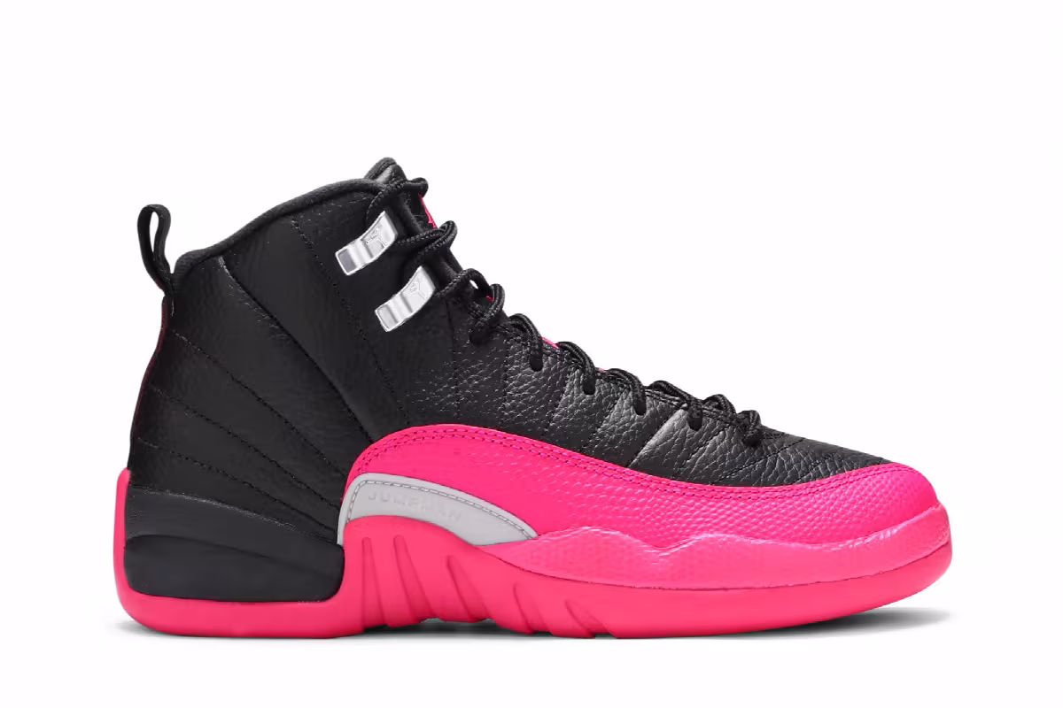 Air Jordan 12 GS Deadly Pink, view 2