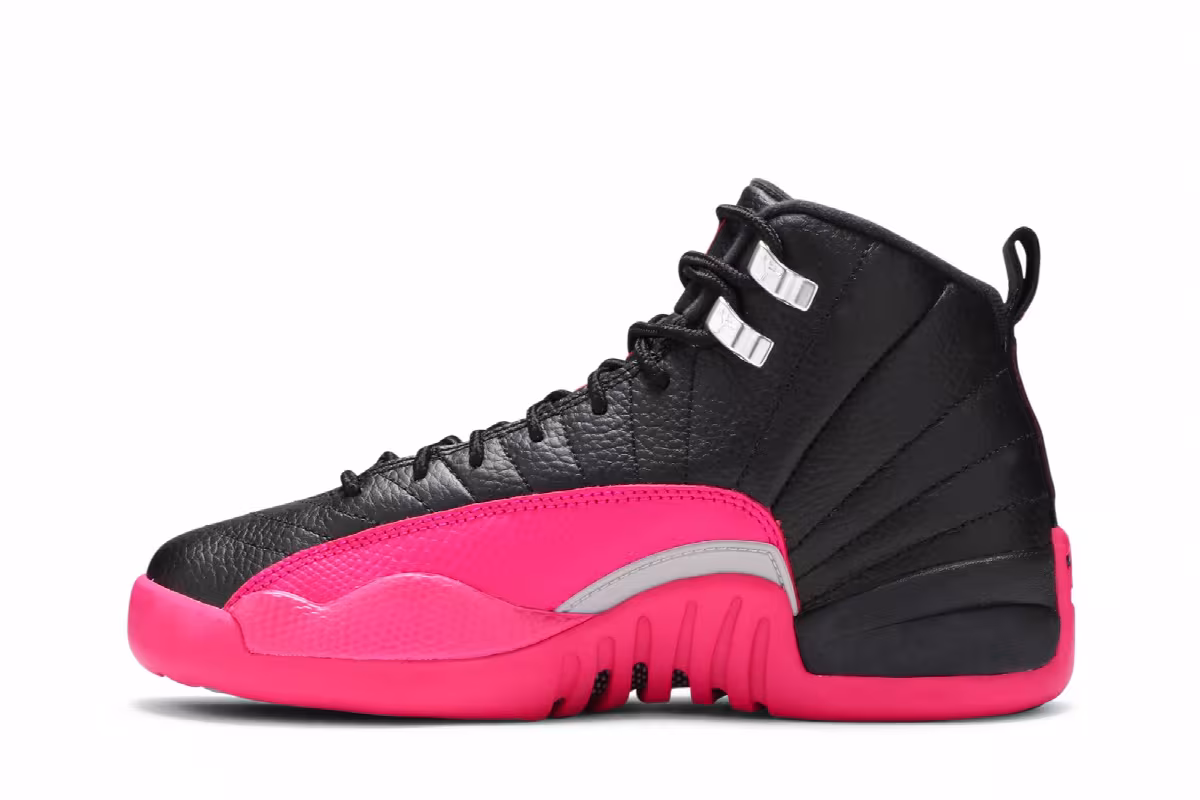 Air Jordan 12 GS Deadly Pink, view 4
