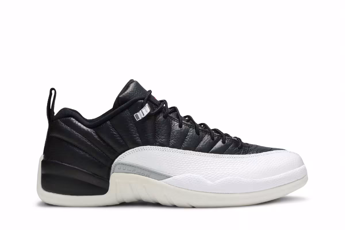 Air Jordan 12 Low Playoffs, view 2