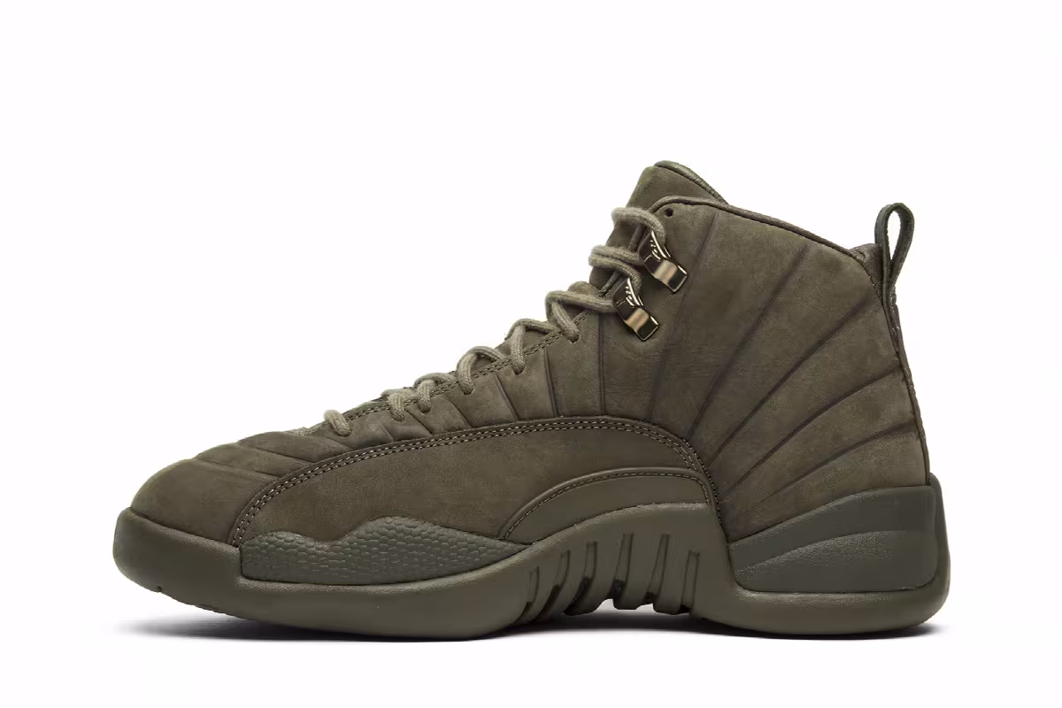 PSNY x Air Jordan 12 Milan, view 4