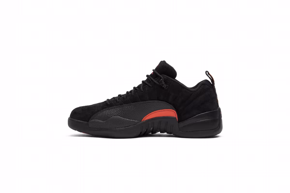 Air Jordan 12 Low Max Orange, view 4