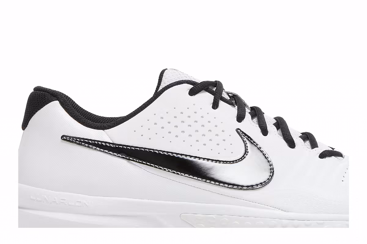 Nike Alpha Huarache Varsity 3 Turf White Black, view 3