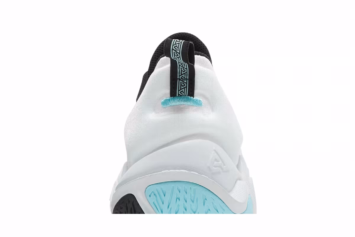 Nike Giannis Immortality GS White Copa, view 8