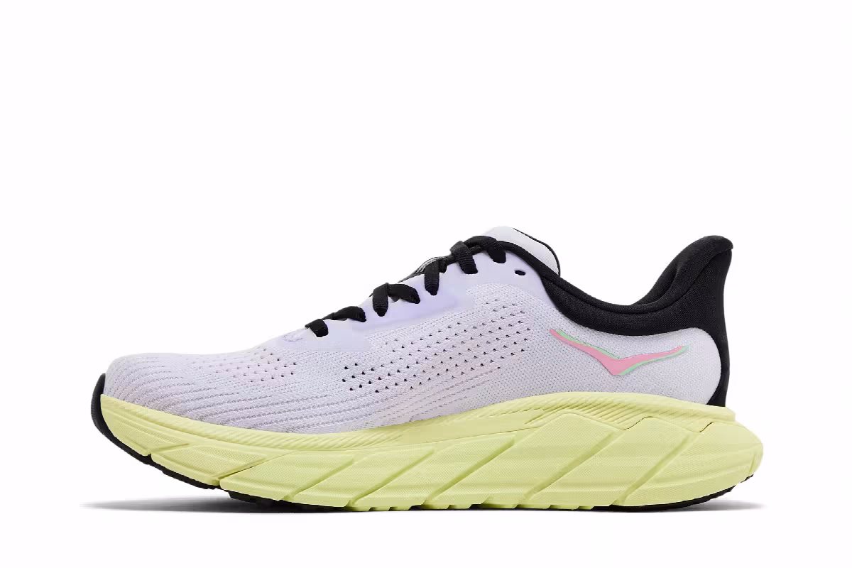 HOKA Women's Arahi 7 Starlight Glow Yuzu, view 4