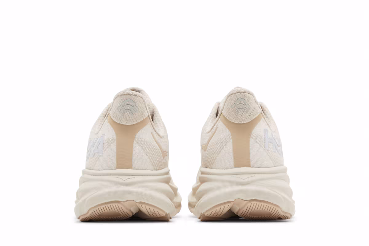 HOKA Women's Clifton 9 Shifting Sand, view 7