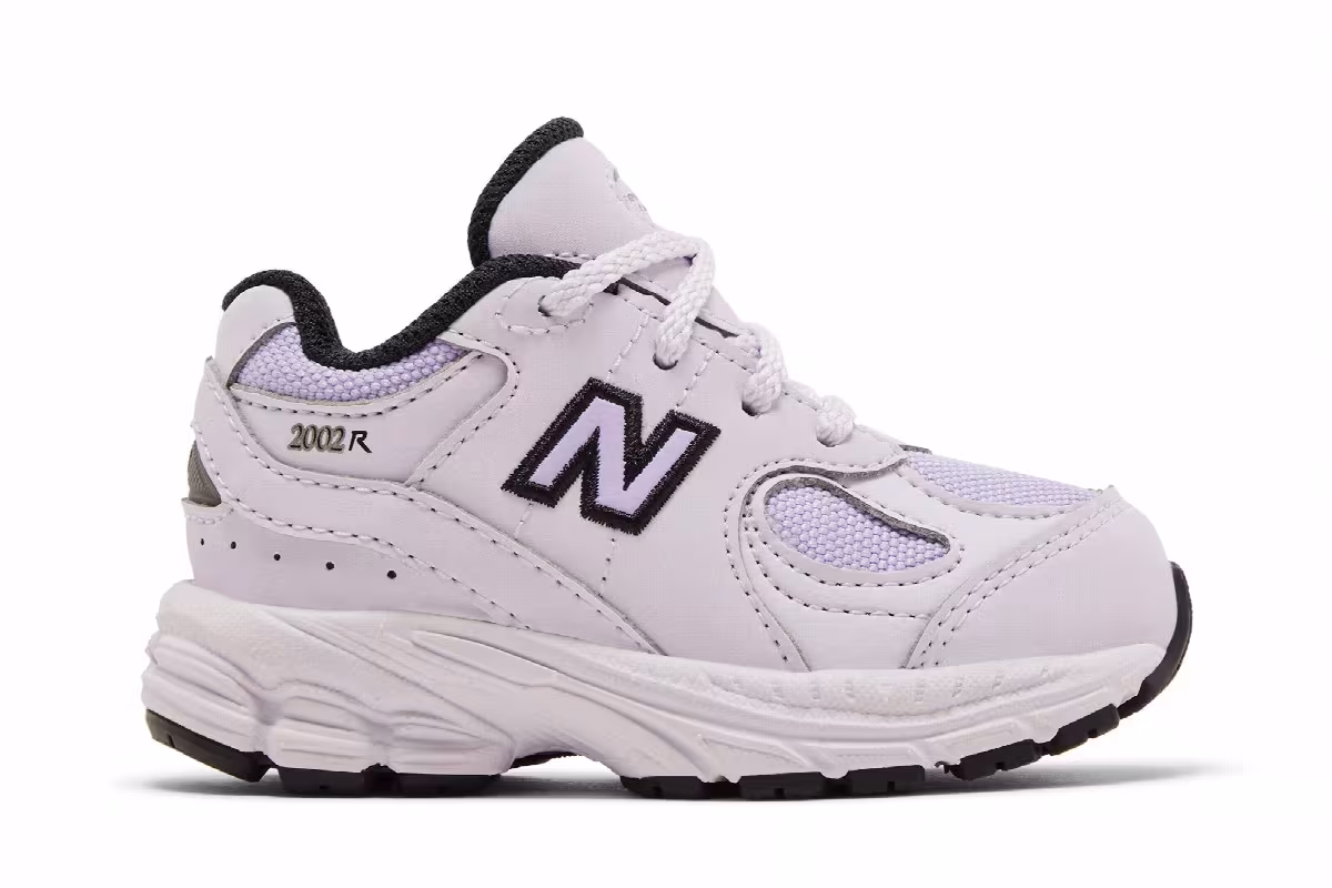 New Balance 2002R Toddler Taro Lilac Glo, view 2