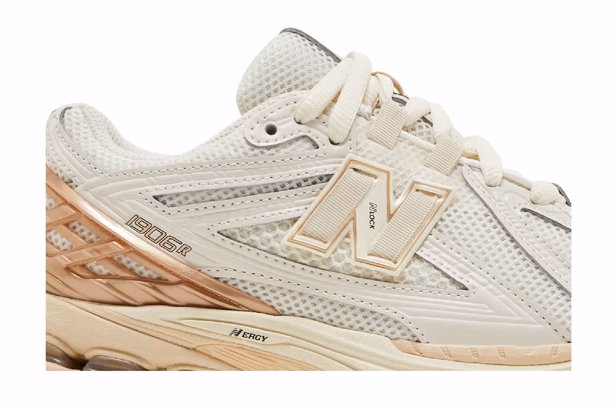 New Balance Women's 1906R Angora Sandstone, view 3