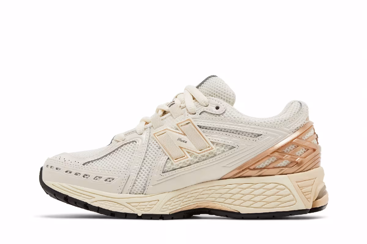 New Balance Women's 1906R Angora Sandstone, view 4