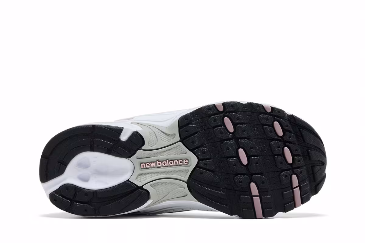New Balance 530 Bungee Toddler White Mid Century Pink, view 5
