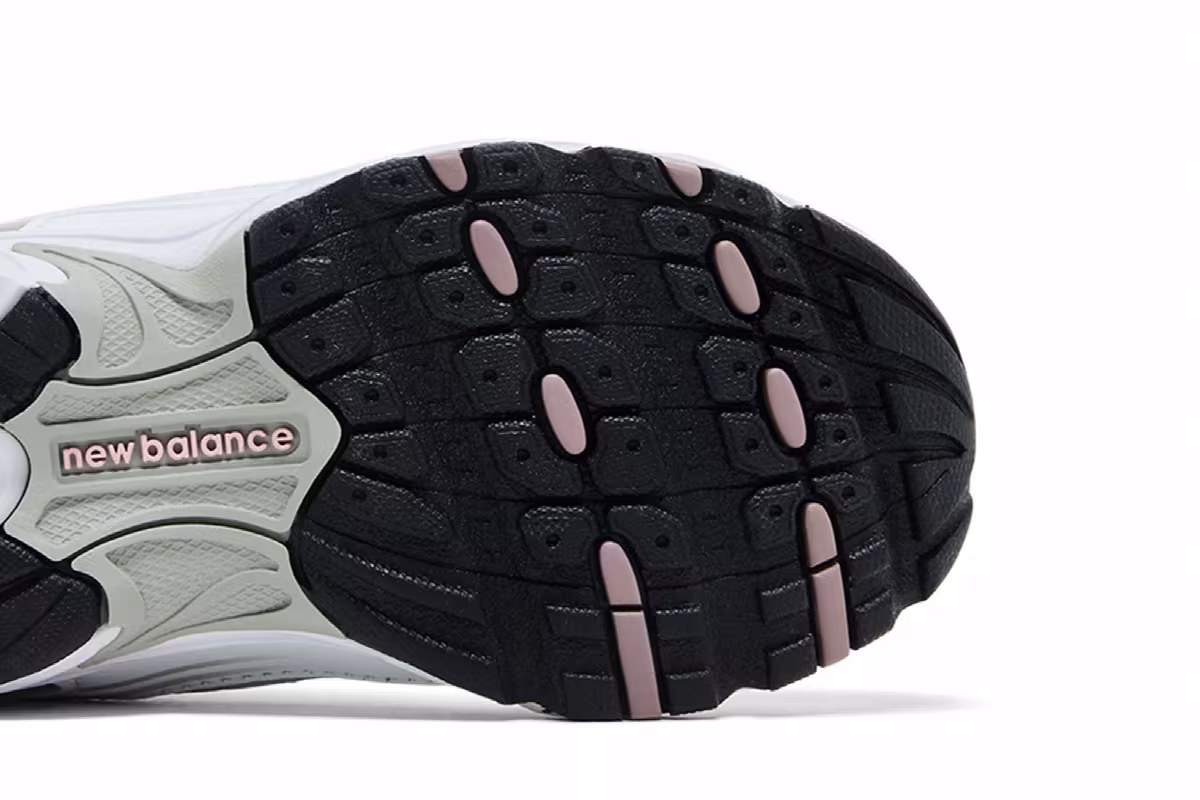 New Balance 530 Bungee Toddler White Mid Century Pink, view 6