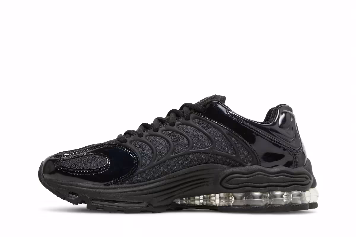 Nike Air Tuned Max Triple Black, view 4