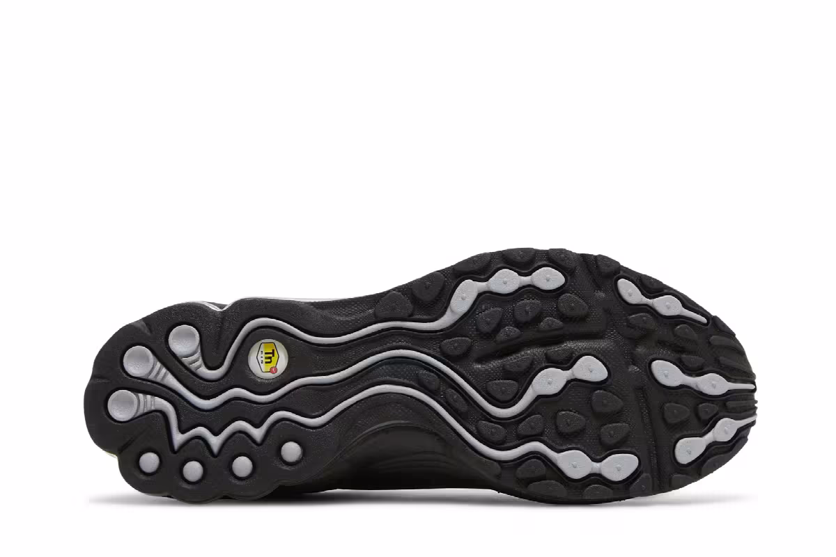 Nike Air Tuned Max Triple Black, view 5