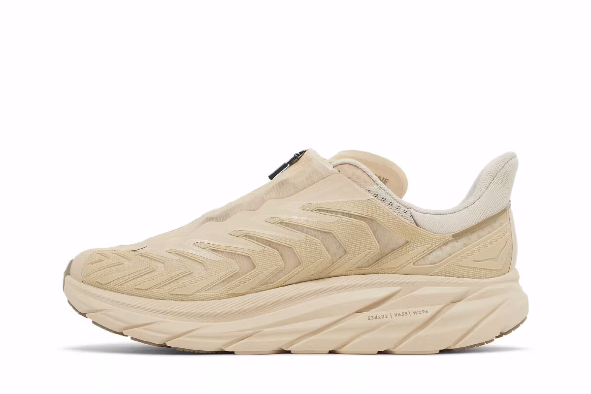HOKA Project Clifton Shifting Sand Dune, view 4