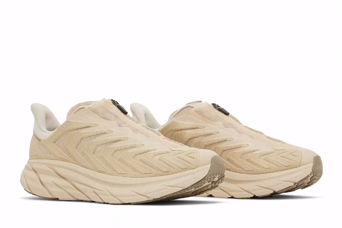 HOKA Project Clifton Shifting Sand Dune, view 9