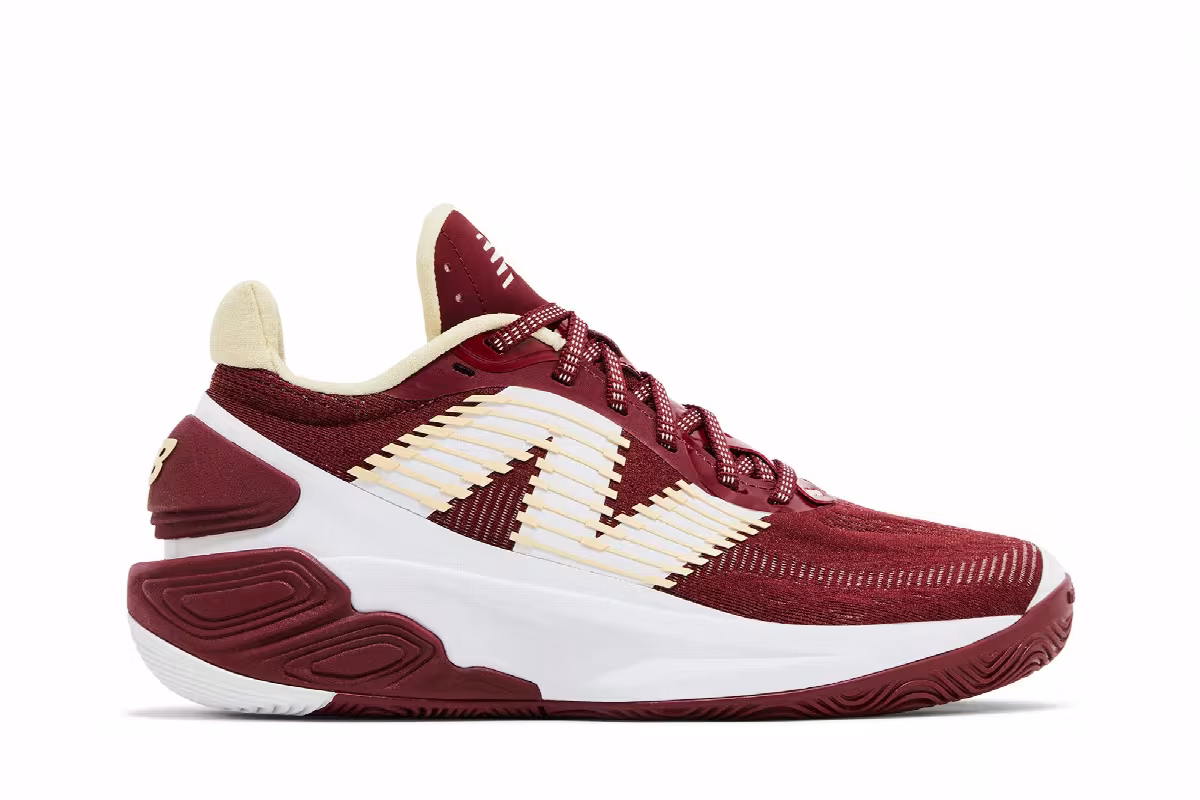 New Balance Two WXY V5 Mercury Red Gold, view 2