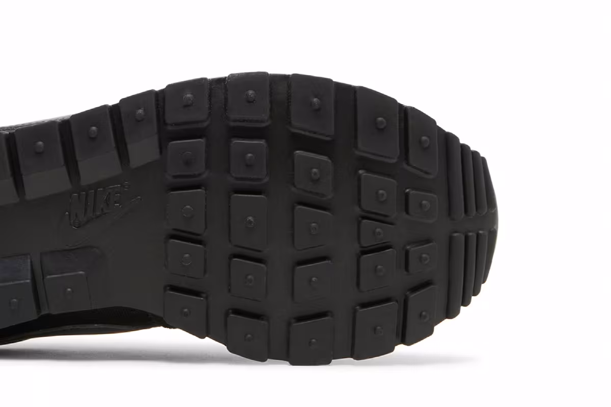 Nike Air Pegasus Off Noir, view 6