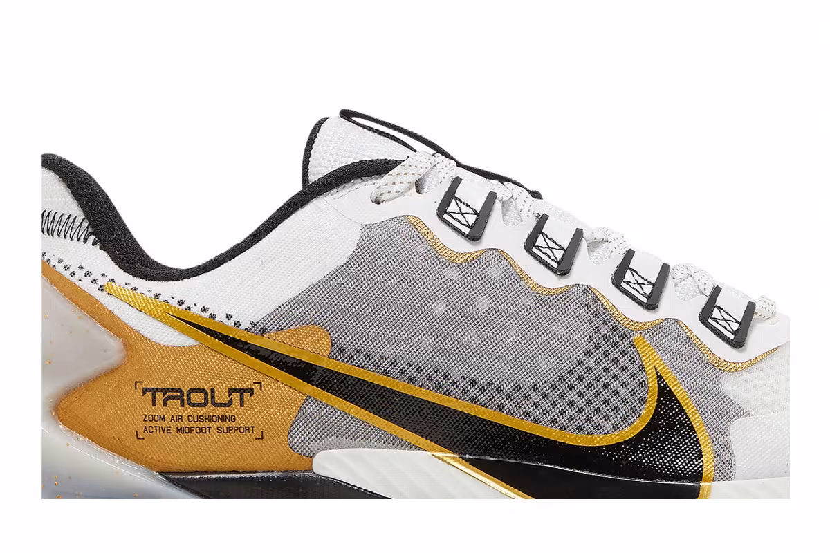 Nike Force Zoom Trout LTD TF White Metallic Gold, view 3