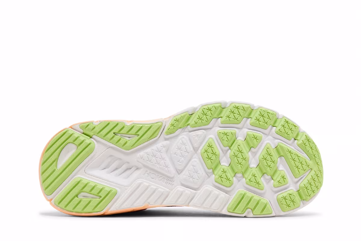 HOKA Women's Arahi 7 Papaya Coral, view 5