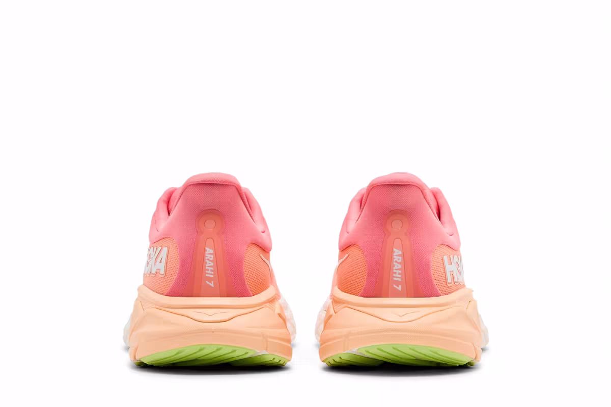 HOKA Women's Arahi 7 Papaya Coral, view 7