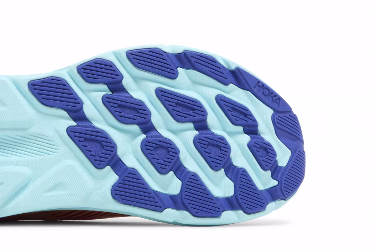 HOKA Clifton 9 Cerise Cloudless, view 6