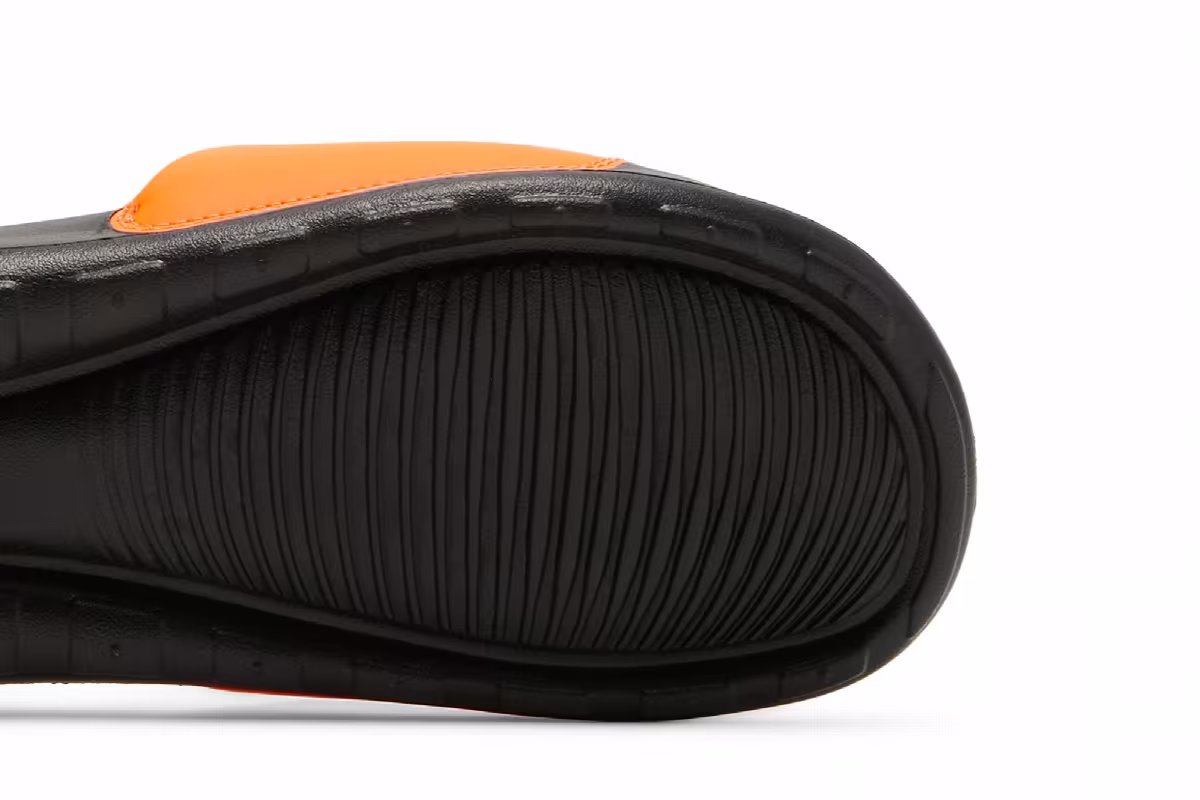 Nike Victori One Slide Black Hyper Crimson, view 6