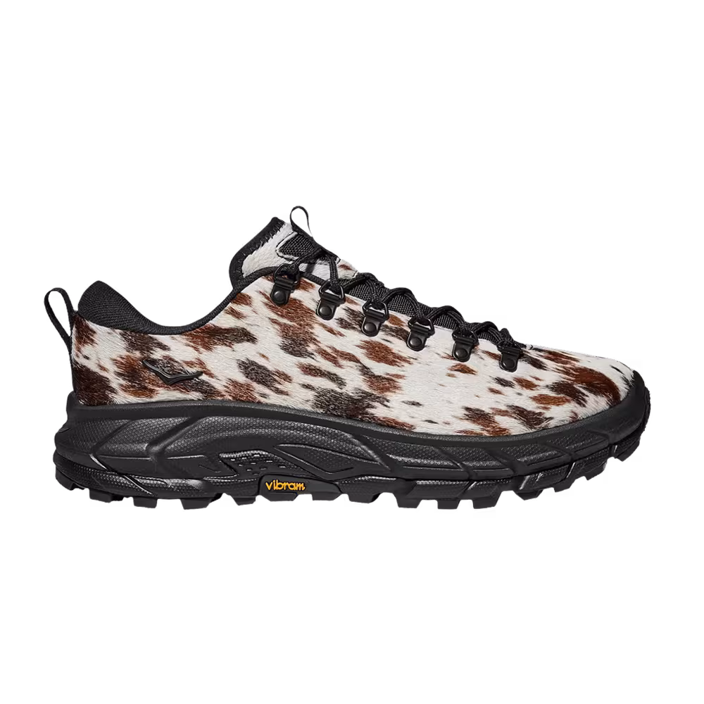Hoka Tor Summit + Pirate Black