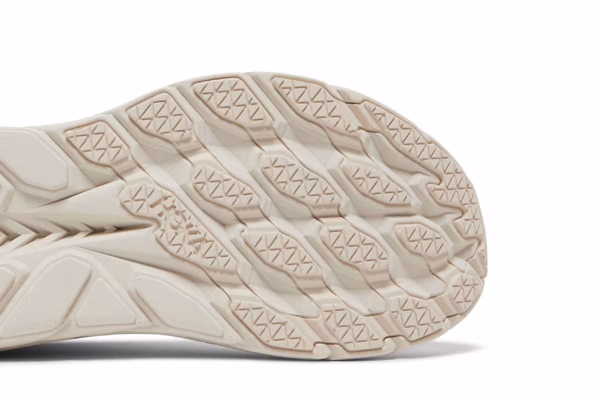 HOKA Women's Clifton 8 Eggnog, view 6
