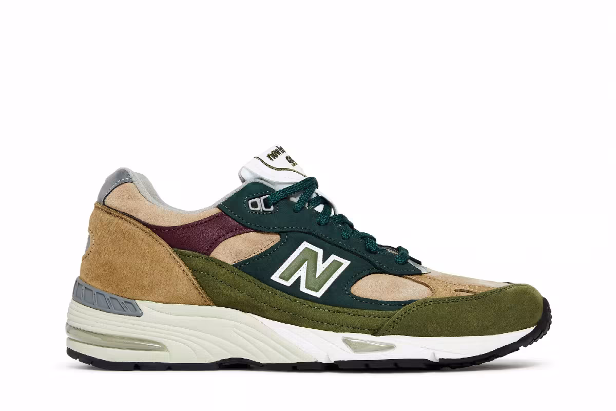 New Balance 991 Made in England Beige Green, view 2