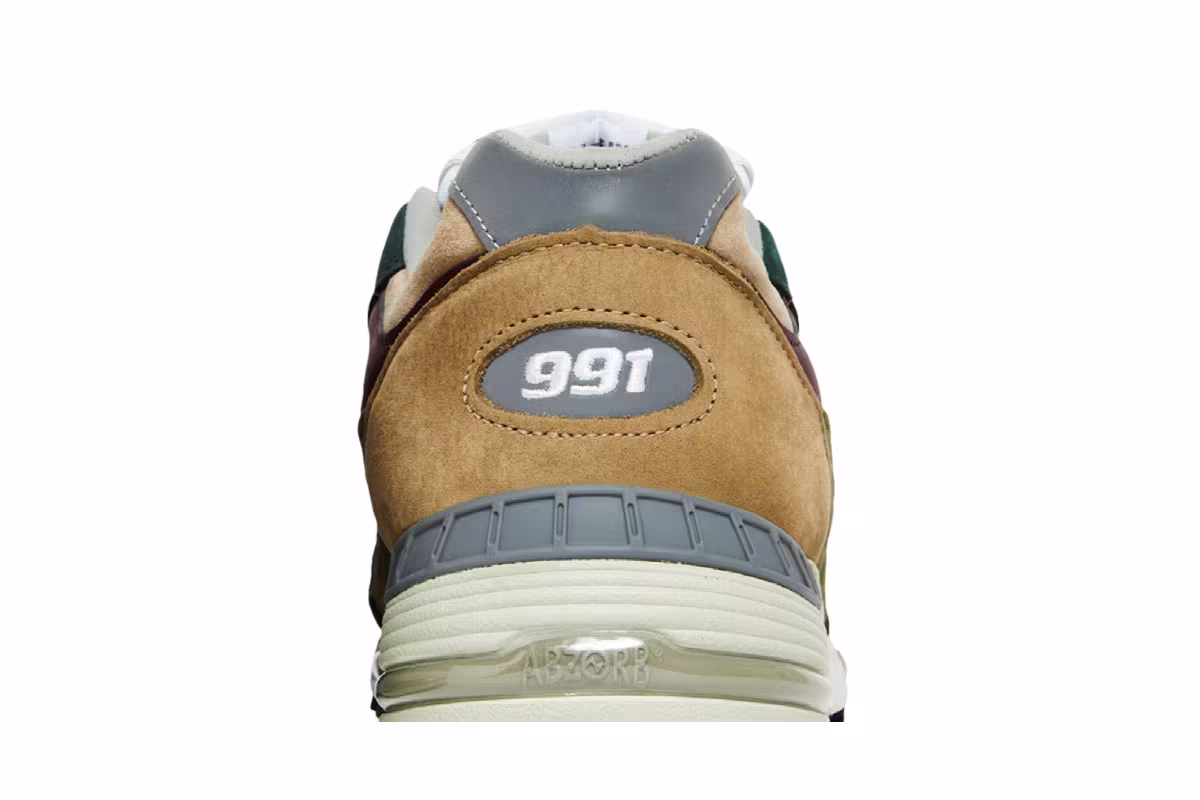 New Balance 991 Made in England Beige Green, view 8