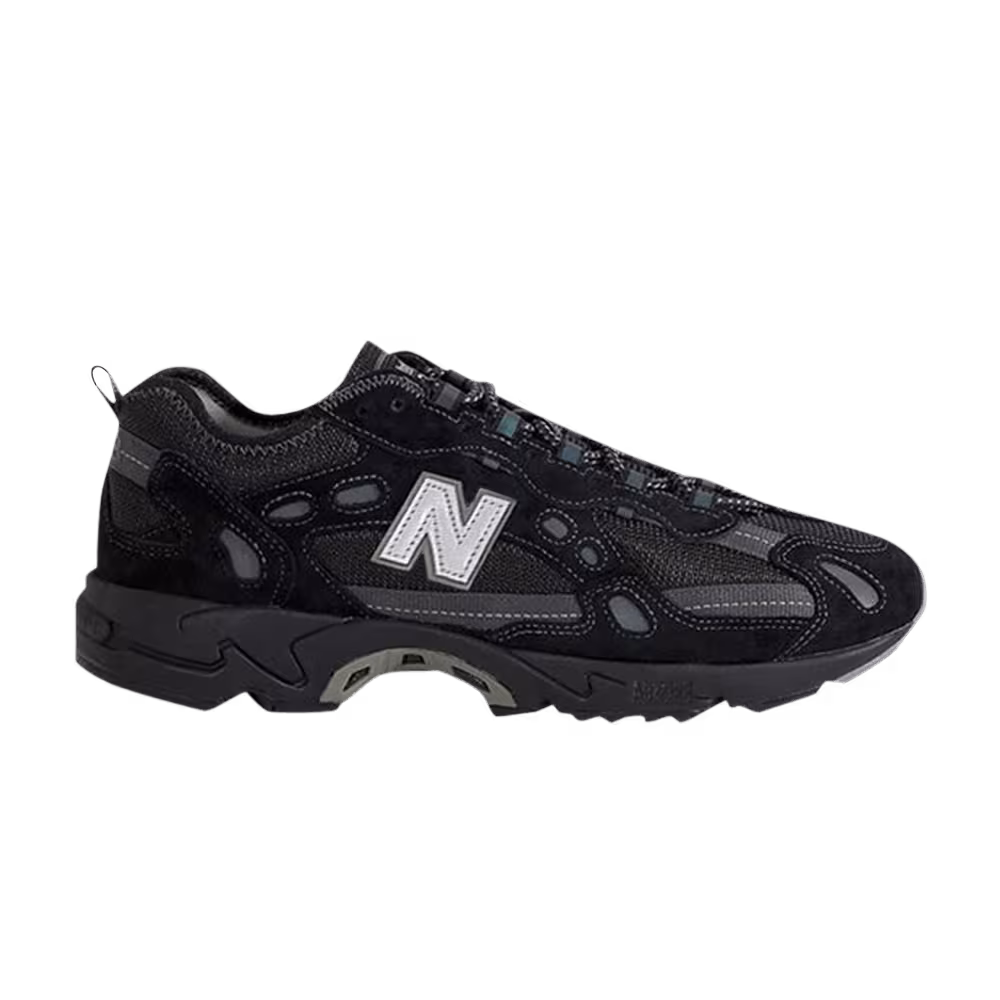thisisneverthat x New Balance 827 Black
