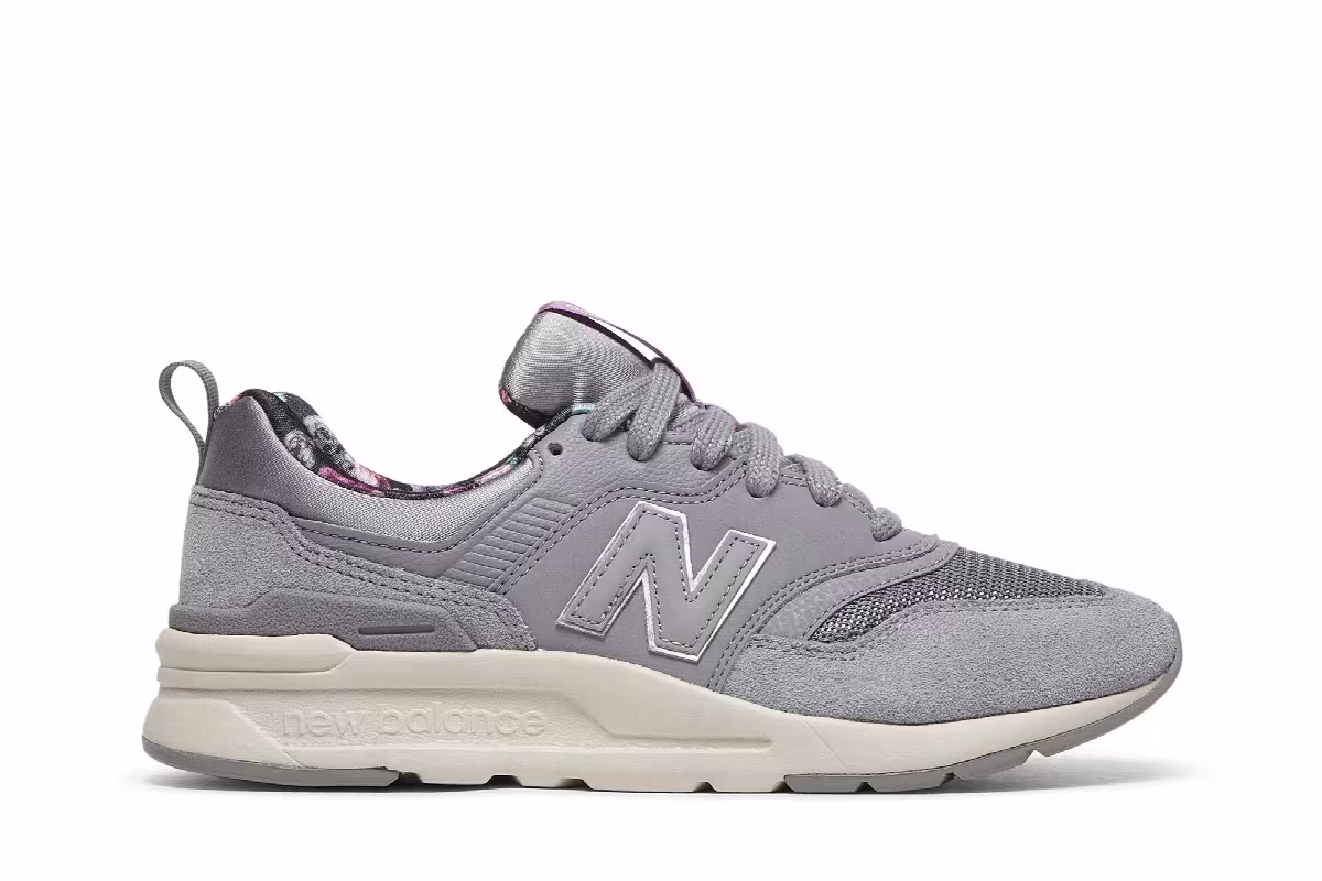New Balance Women's 997H Blossom Pack - Grey, view 2