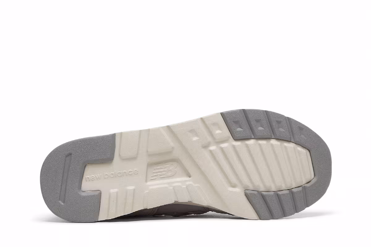 New Balance Women's 997H Blossom Pack - Grey, view 5