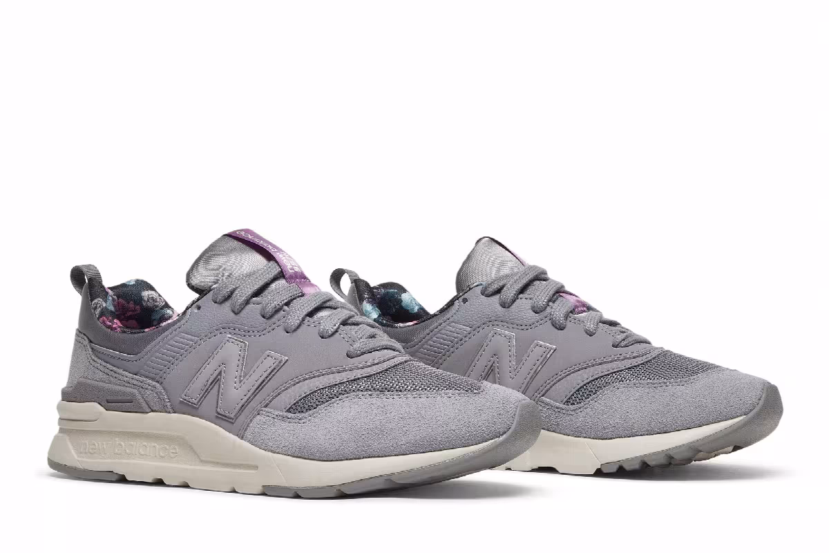 New Balance Women's 997H Blossom Pack - Grey, view 9
