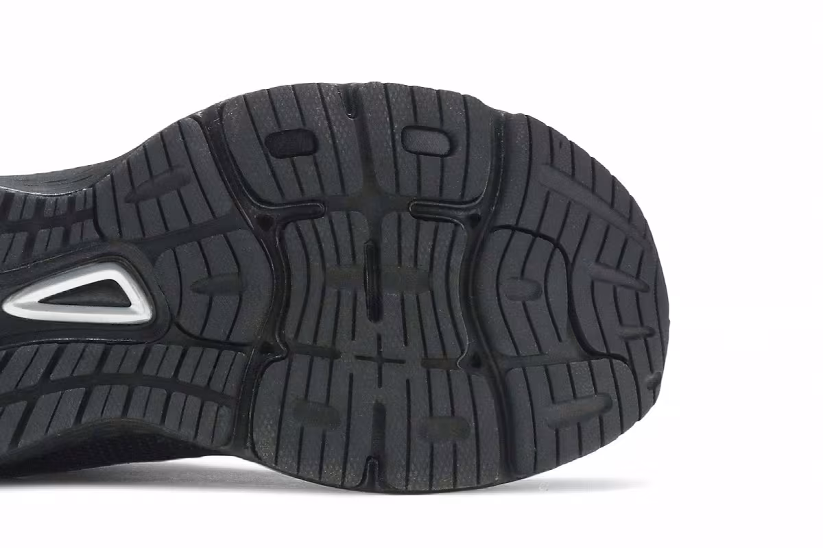 New Balance 880 Black, view 6