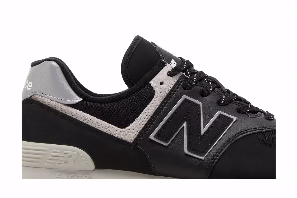 New Balance 574 Black, view 3