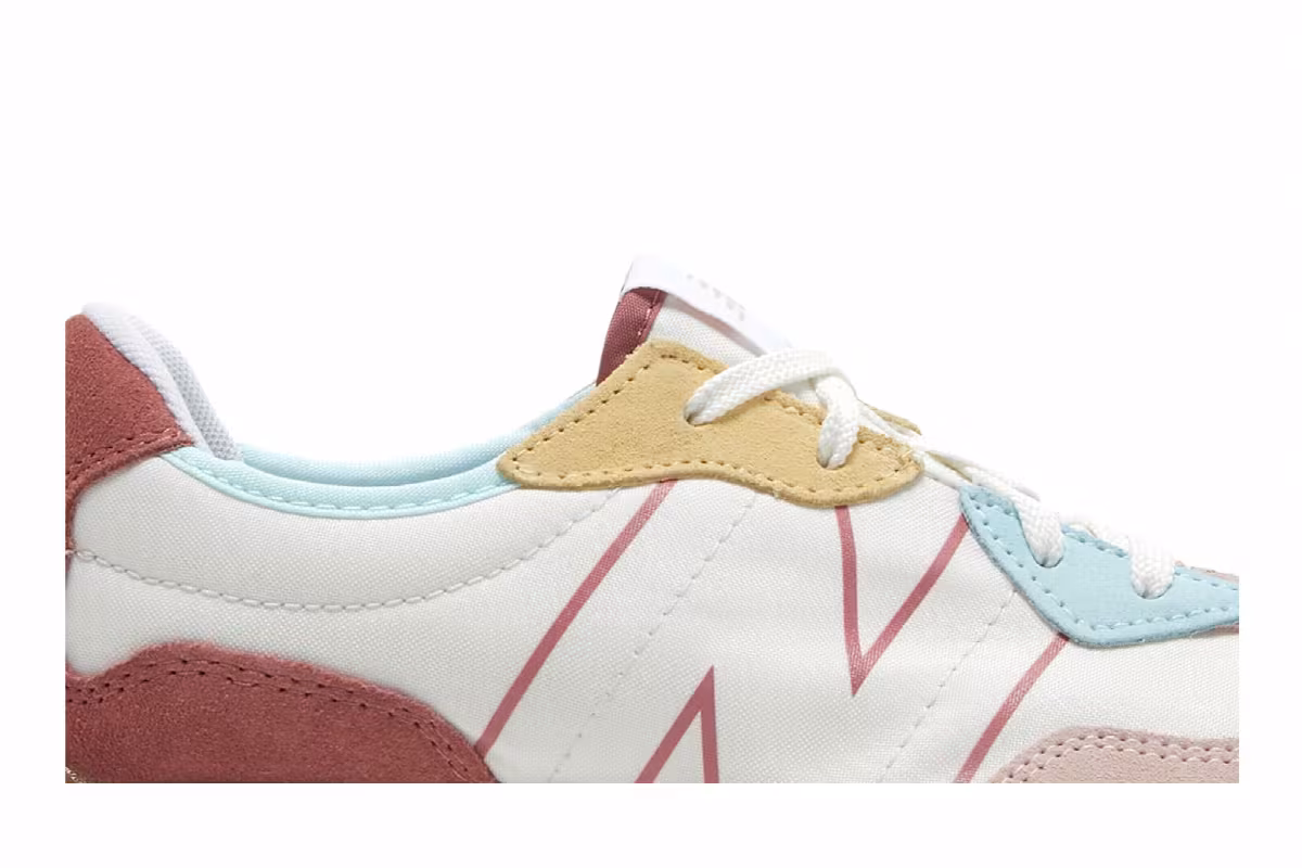 New Balance 327 Kids Wide Oyster Pink Henna, view 3