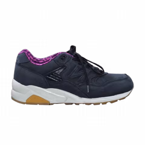 Stussy x mad HECTIC x Undefeated x New Balance MT580 'S.M.U.'