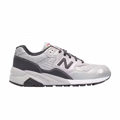 New Balance 580