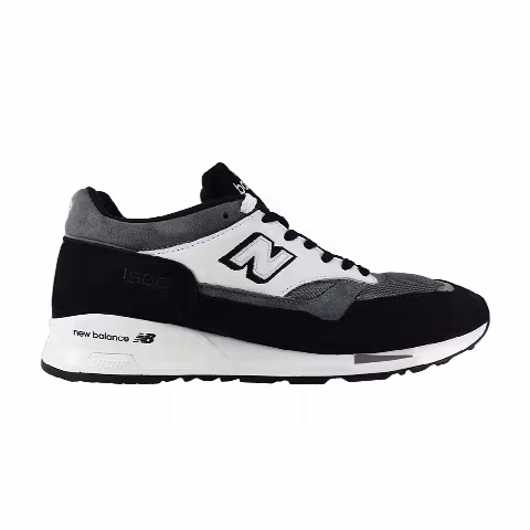 Comme des Garçons x New Balance 1500