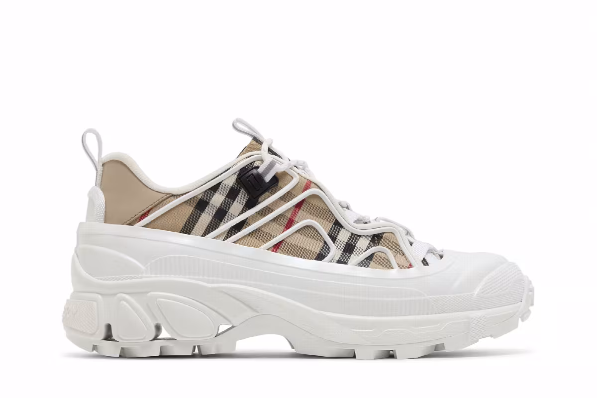 Burberry Arthur Archive Beige, view 2