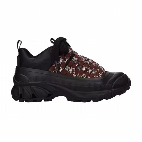 Burberry Arthur Version N 'Black Dark Birch Brown'