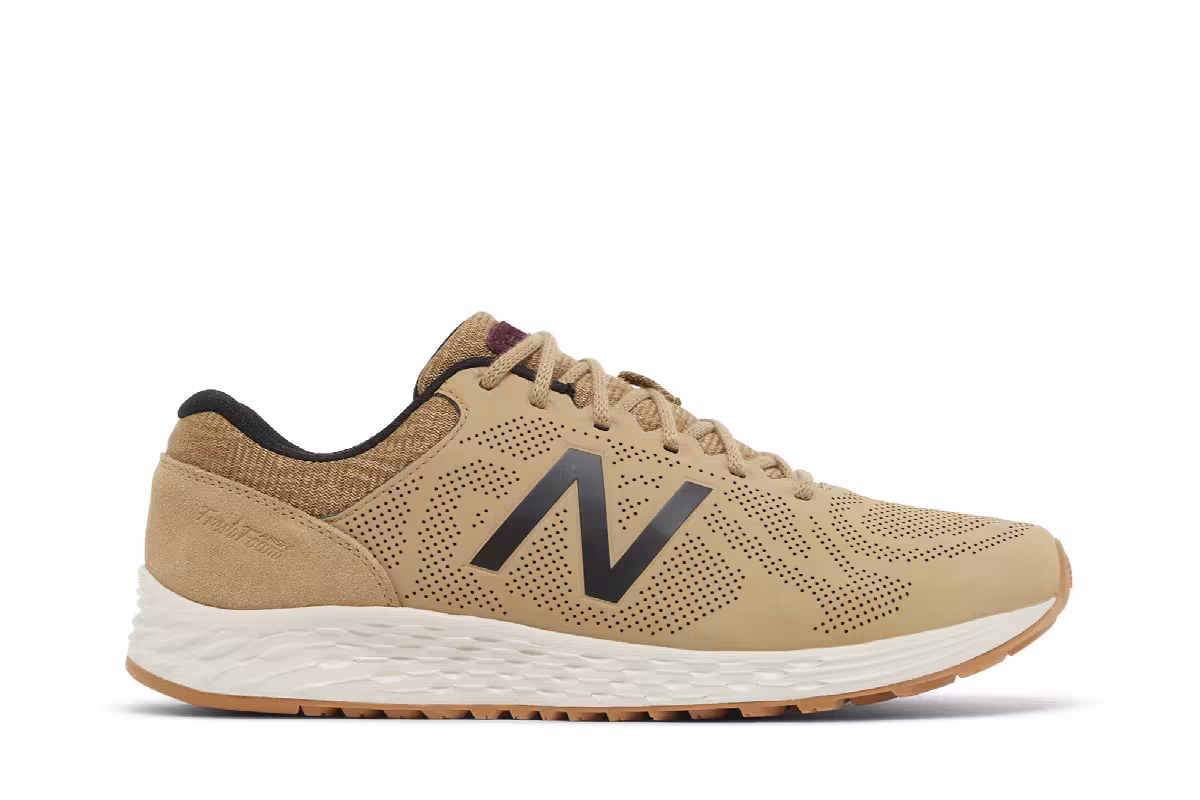 New Balance Fresh Foam Arishi Luxe 4E Wide'Tan White' Tan White, view 2