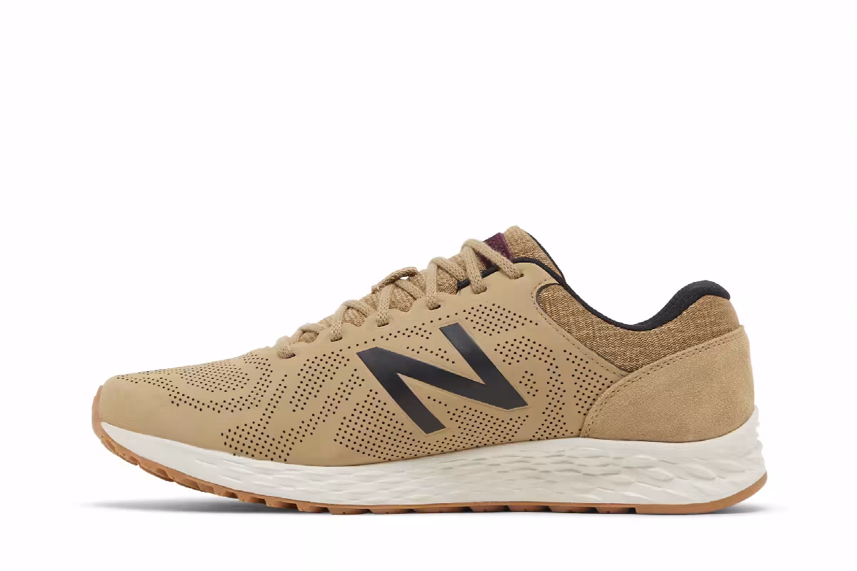 New Balance Fresh Foam Arishi Luxe 4E Wide'Tan White' Tan White, view 4