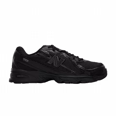 New Balance 740 'Triple Black'