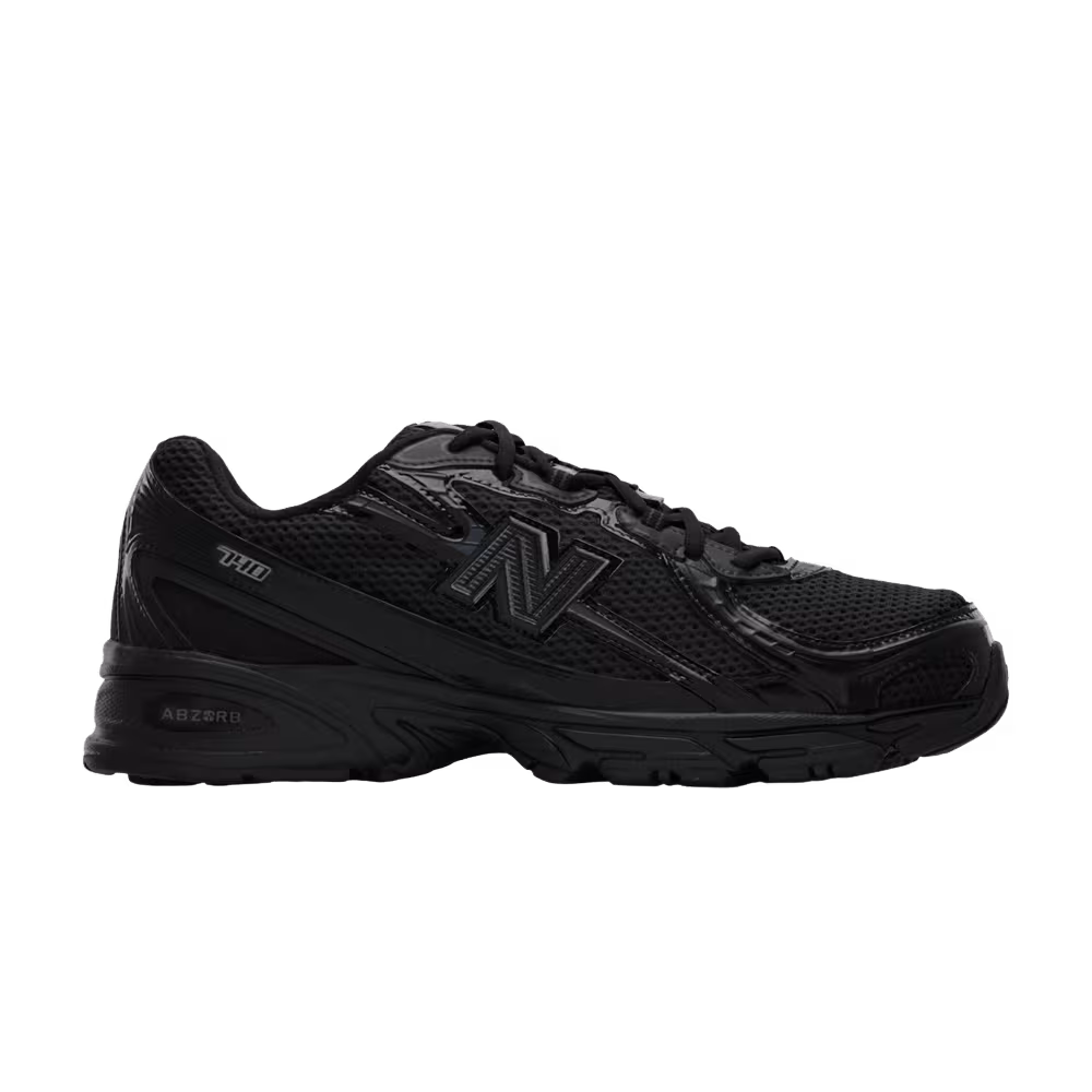 New Balance 740 Triple Black