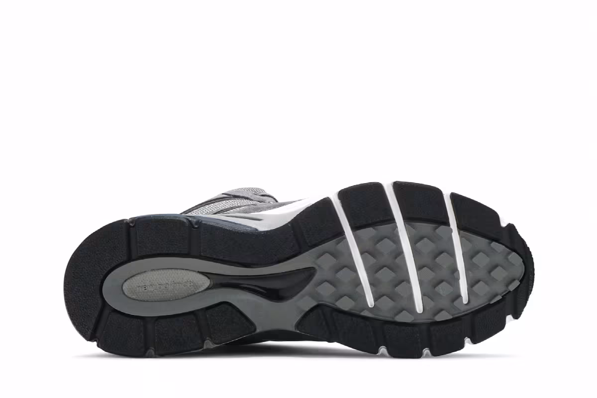 New Balance 990v4 Mid Made in USA Grey, view 5