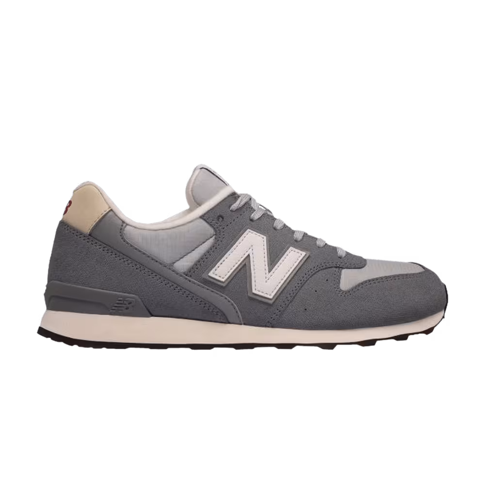 New Balance Women's 696 Grey