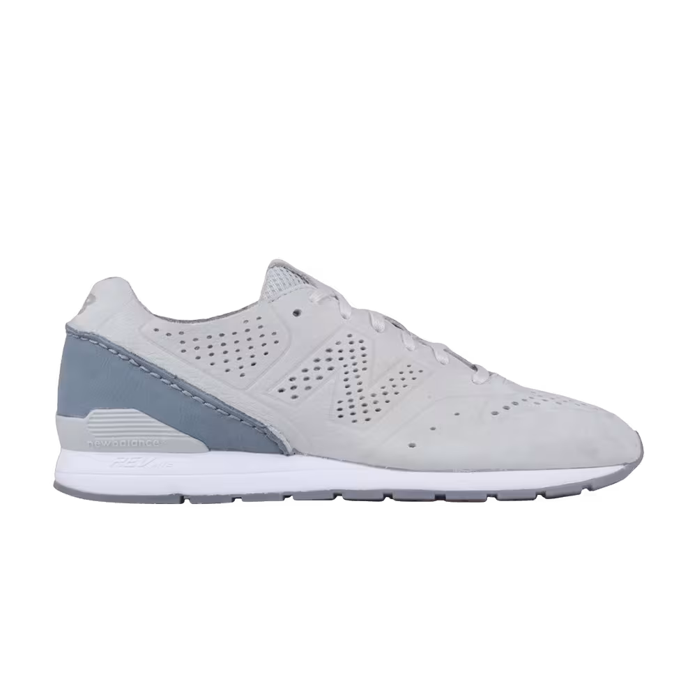 New Balance 696 Concrete Grey